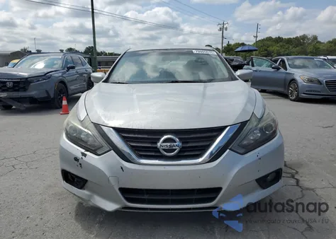 2017 Nissan Altima 2.5 из США, поврежденный, VIN 1N4AL3AP8HC159292